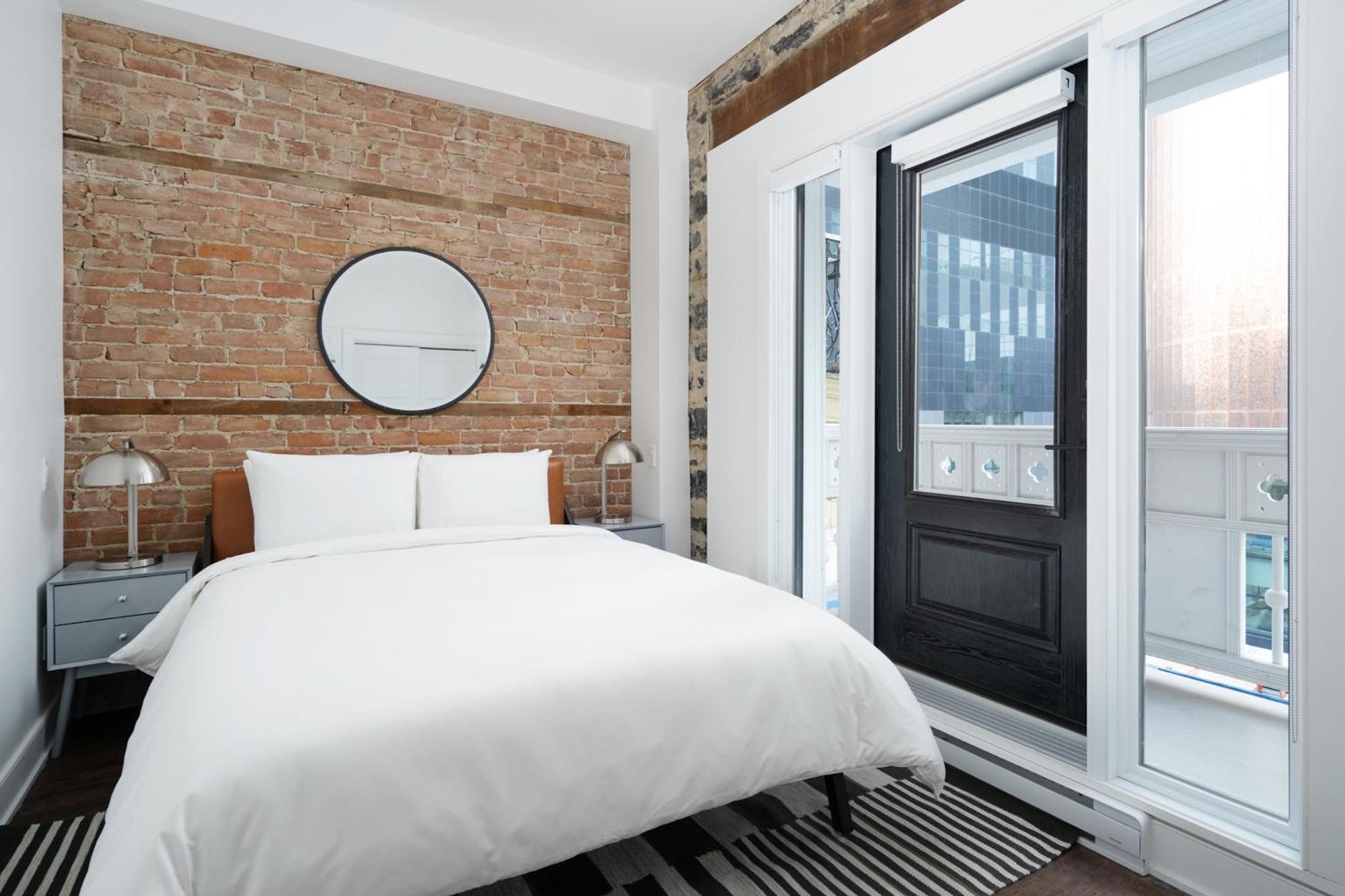 Sonder Gare Saint Denis Aparthotel มอนทรีอัล ภายนอก รูปภาพ
